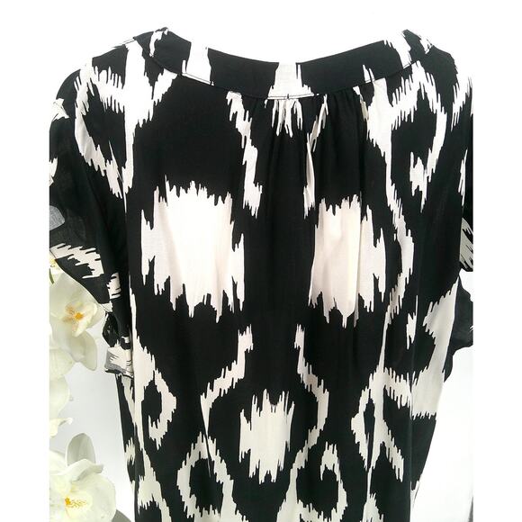 NWT Rachel Zoe Womens Black & White Flutter Sleeve V-Neck Blouse Size 3X - Picture 6 of 9